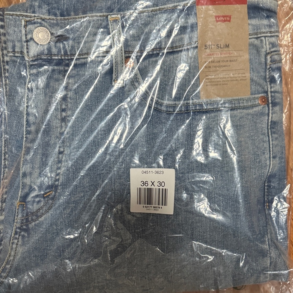 Levi's Slim Fit Light Blue Jeans